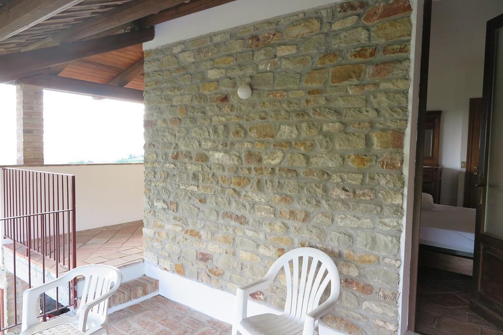 Agriturismo Rupestr كانيلي الغرفة الصورة