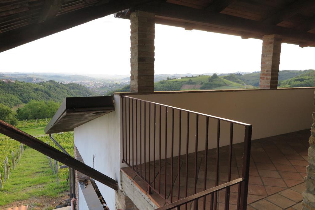 Agriturismo Rupestr كانيلي الغرفة الصورة